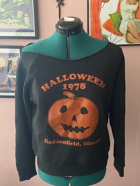 Halloween Movie Haddonfield 1978 Long Sleeve Fleece Crop Top